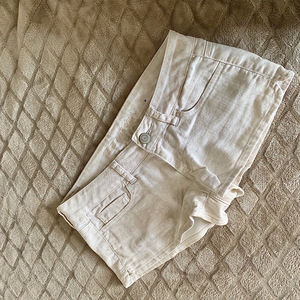 [AMERICAN EAGLE] 🦅 size 4 stretchy denim shorts